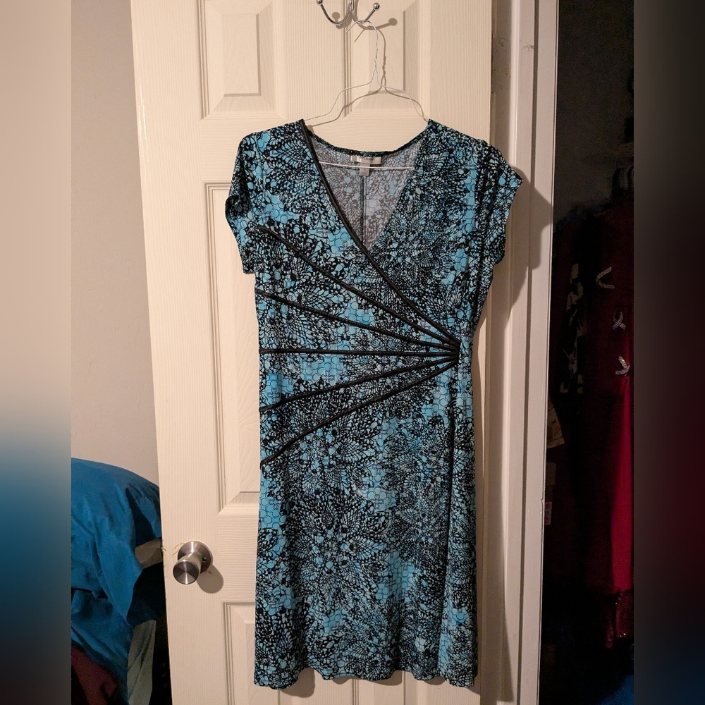 dressbarn Teal and Black Floral Midi Dress - Picture 2 of 4